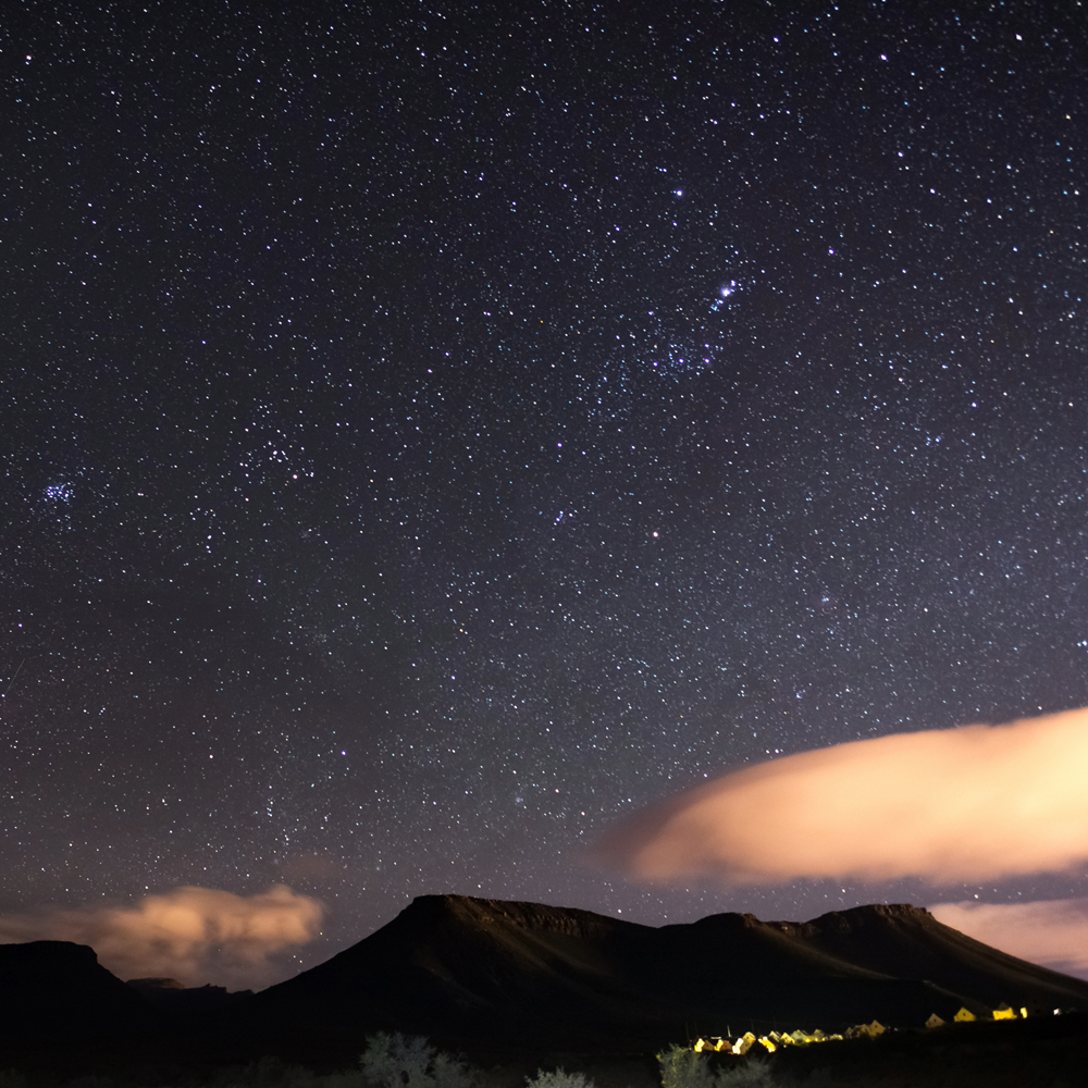 Enjoy some of the best star gazing views in the Southern Hemisphere with little light pollution and dark skies.